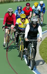 Group ride training on the Carnegie Velodrome (53kb)